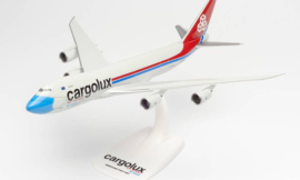 Boeing 747-8F Cargolux Not without my mask