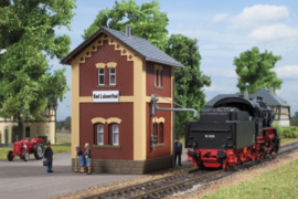 11435 Bahnhof Steinbach mit Wasserhaus