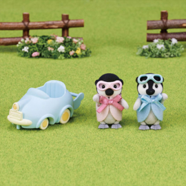 Sylvanian Familes 5695 Penguin Babies Ride ‘n Play