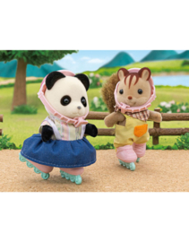 Sylvanian Familes 5652  Fiets en Schaatsset Panda meisje