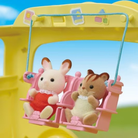 Sylvanian Families 5744 Regenboog familiebus