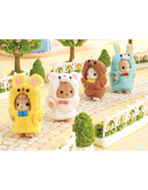 Sylvanian Familes 5596 Costume Cuties (Bunny & Puppy)