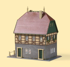 Auhagen 12347 Woongebouw met winkel