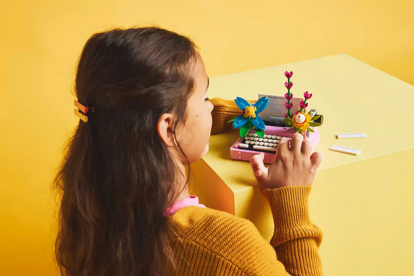 Lego 31169 Typemachine met bloemen