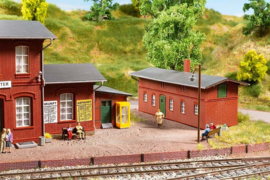 Auhagen 15106 Station / Bahnhof Neukloster Set