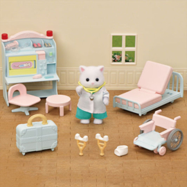 Sylvanian Familes 5705 Village Doctor Startset