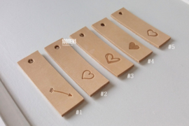 25 leather labels with heart