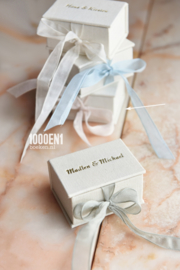 Ring box natural linen with blush ribbon