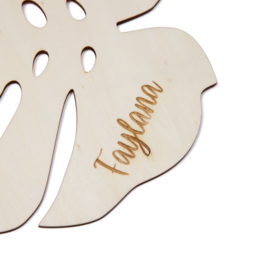 Houten jungle blad met naam