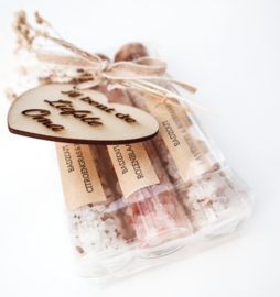 Gepersonaliseerde Badzout Cadeauset – 3 Geuren Wellness Moment
