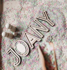 Sensory play vulvorm letter