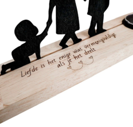 Houten gezinssilhouet  / familiesilhouet gepersonaliseerd in standaard
