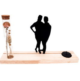 Houten gezinssilhouet/ familiesilhouet van foto in standaard