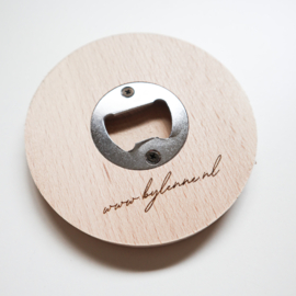 Houten opener gepersonaliseerd