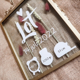 Gouden lijst met droogbloemen gepersonaliseerd