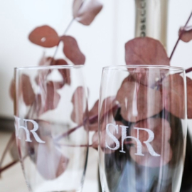Champagneglazen gepersonaliseerd