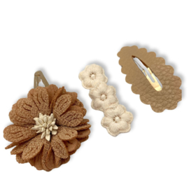 Set haarspeldjes bruin bloemen