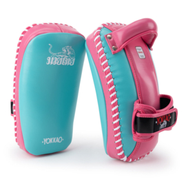 Yokkao Free Style Kicking Pads - Leer - Island / Hot Pink