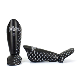 Fairtex Competition Shinguards - black