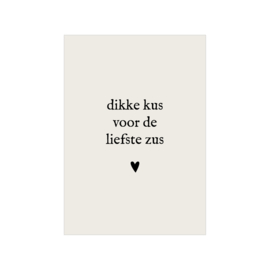 Kaart - Een dikke kus voor de liefste zus