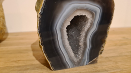 Agaat geode staand No. 16