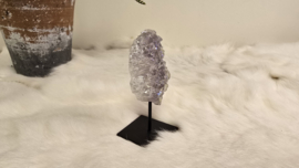 Angel Aura Amethist op standaard