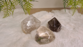 Rookkwarts Freeform Palmstone No.2