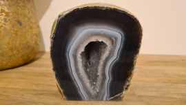 Agaat geode staand No. 16