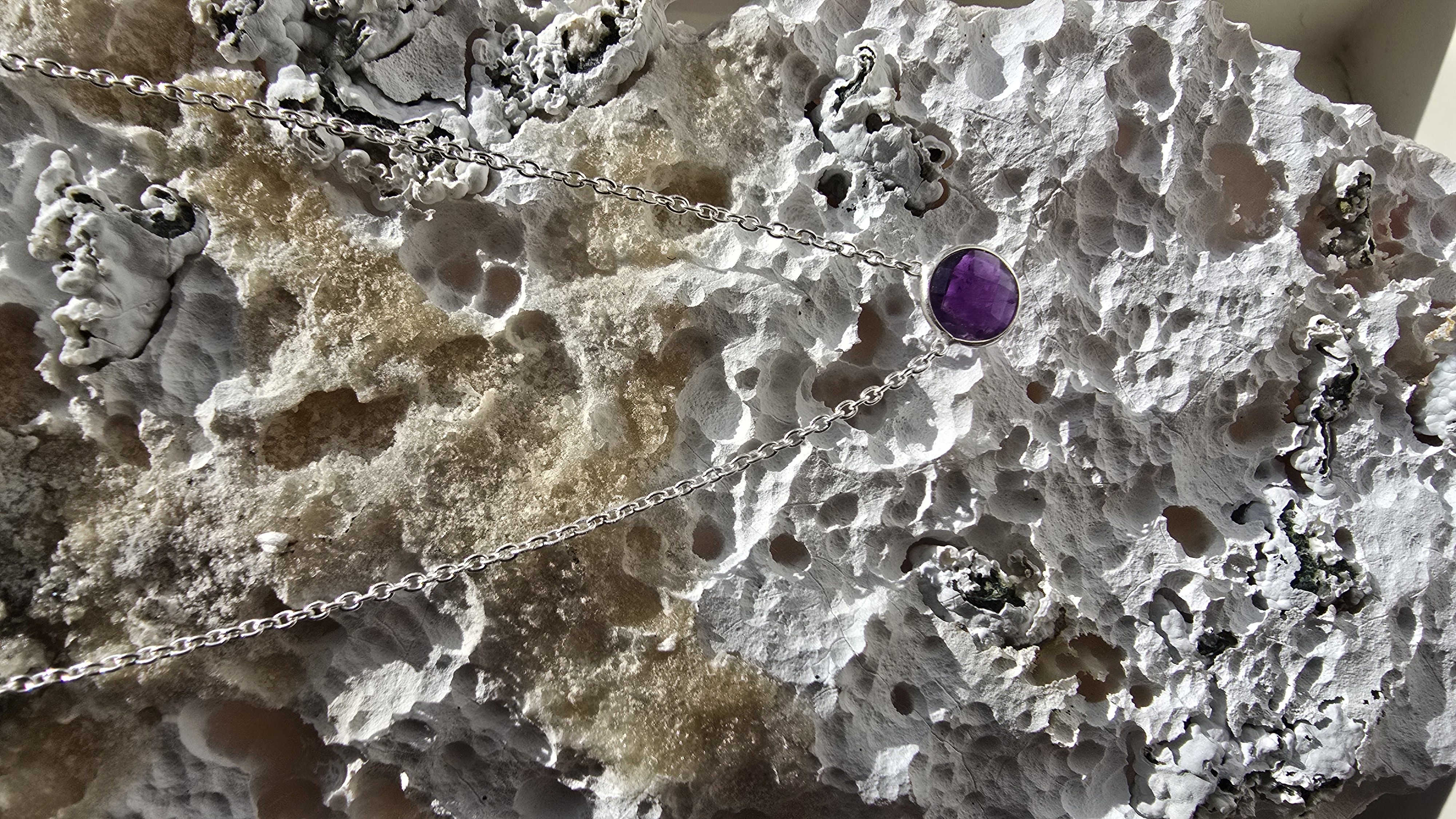 Edelsteen zilver ketting Amethist rond