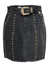 Denim studs & belt skirt