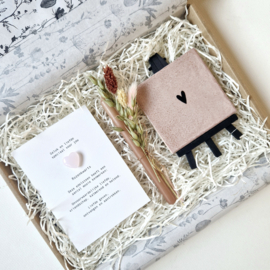 Geluk en liefde, Brievenbusbox