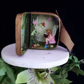 Diy pakket mini Booknook: koffertje vol verhalen Elfentuin