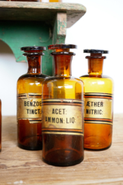 Oude glazen apothekersflessen, set van 14 stuks