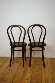 Thonet stoelen, set van twee