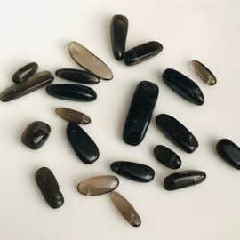 Chips stones Rookkwarts 6-10mm, 10 stuks