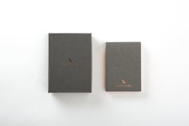 Kunisawa - Gift box, sticky notes, beschikbaar in wit of grijs