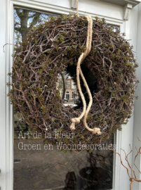 Bonsai krans 60 cm gevuld met kunst Eucalyptus bes en een mooi touw