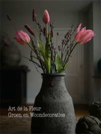 Franse kunst Tulpen ( 3 ) met Pimpernel ( 2 ) en Gagel fel roze