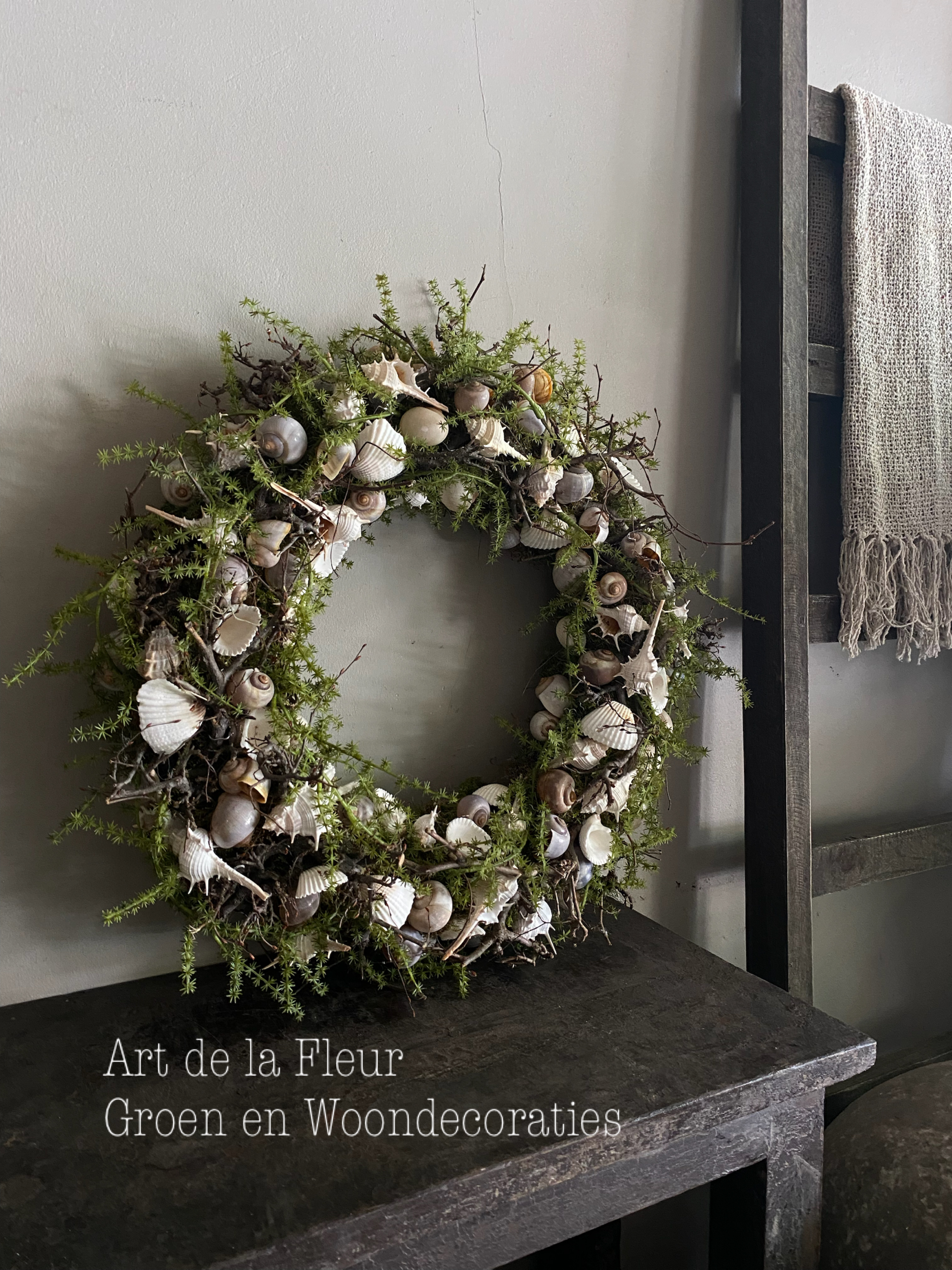 Krans met kunst Asparagus en schelpen 50 cm