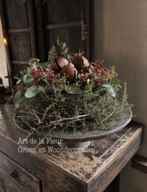 Taartje met Mos , Asparagus , div soorten groen en Bellen 20 cm