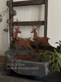 Hert | Roestig hert 30 cm hoog  model B