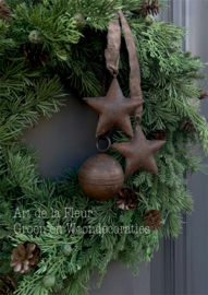 Kunst Kerstkrans div soorten 50 a 60 cm doorsnede met sterren en bal