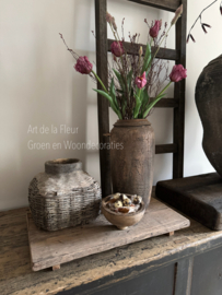 Landelijke pot met Gagel en Tulpen incl deksel en decoratie