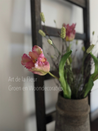 Samengesteld , XL Tulpen , Pimpernel en Gagel gevlamd