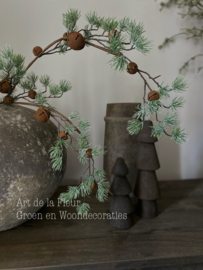 Kunst guirlande Larix met roestige belletjes