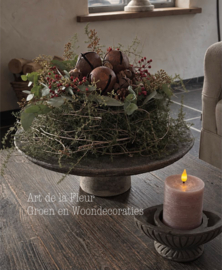 Taartje met Mos , Asparagus , div soorten groen en Bellen 20 cm