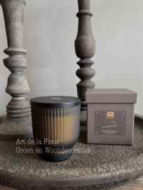 Geurkaars | PTMD geurkaars mt L Woody bouquet