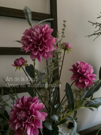 Subtiel kunstboeket met Dahlia’s