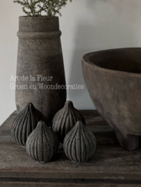 Sfeervol ornament Bibi maat M Luksa ( grootste op de foto )