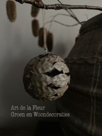 PTMD Xmas leavie rust iron ball open hanger L